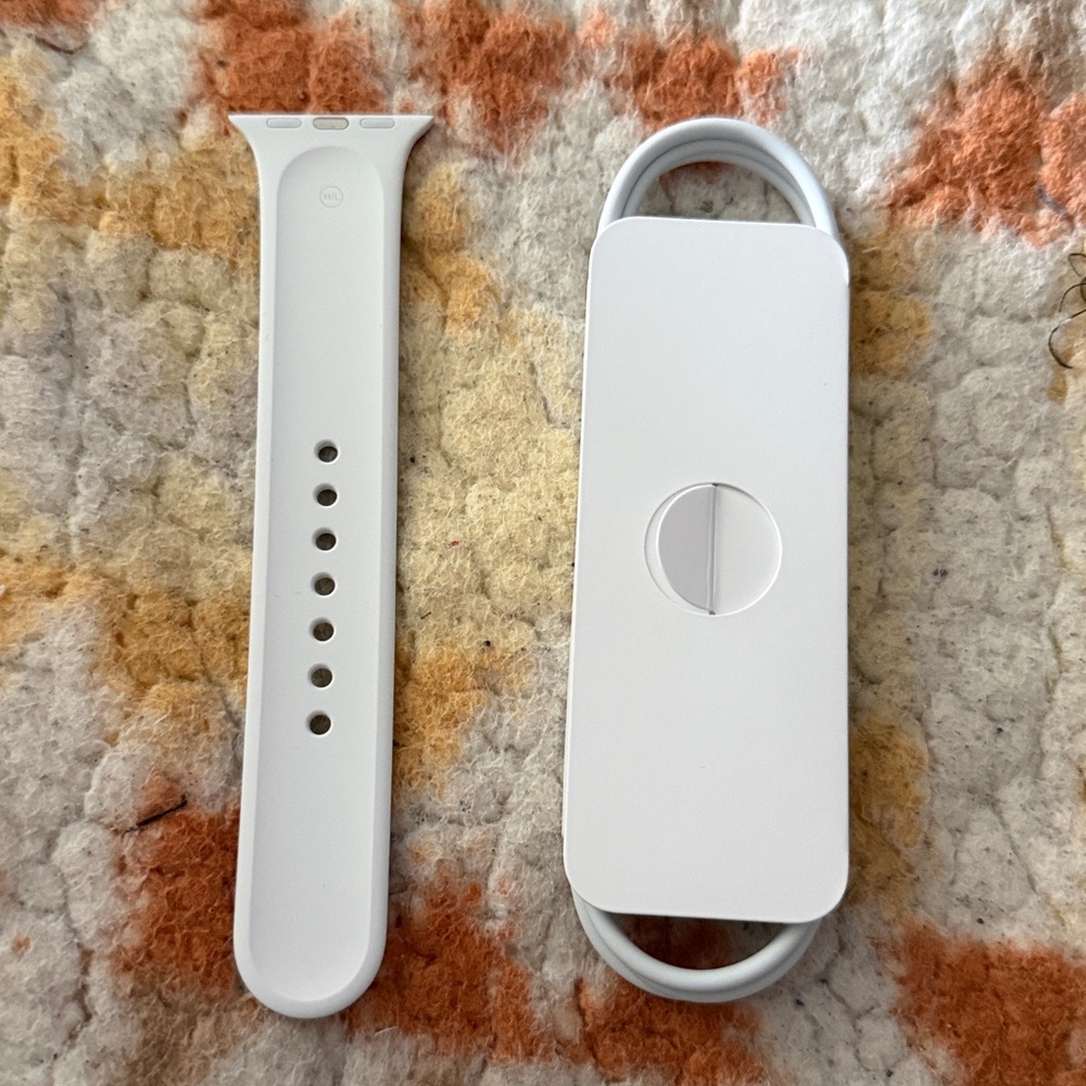 Apple Watch band and USB Charger for watch - New